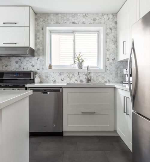 Millview kitchen remodel Toronto (cabinets & backsplash)